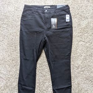 Charlotte Russe Hi-Rise Shaping Skinny Jeans